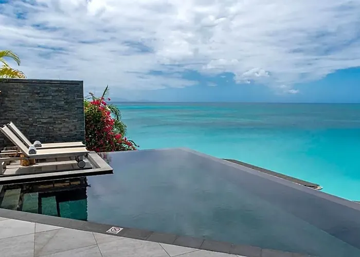 Tamarind Hills Resort & Villas