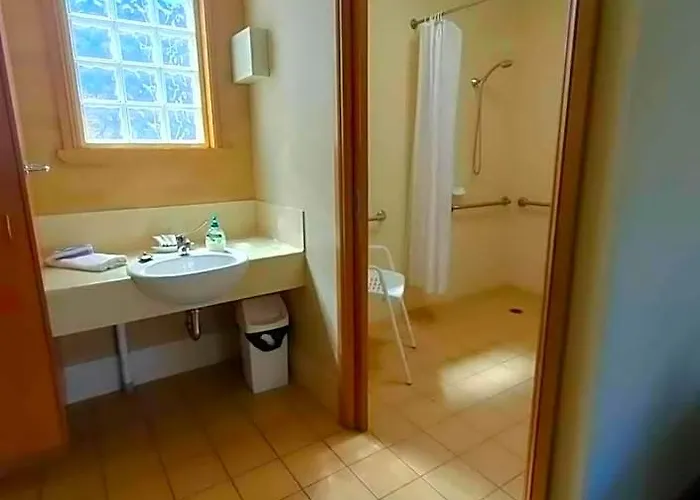 Kandos Hotel