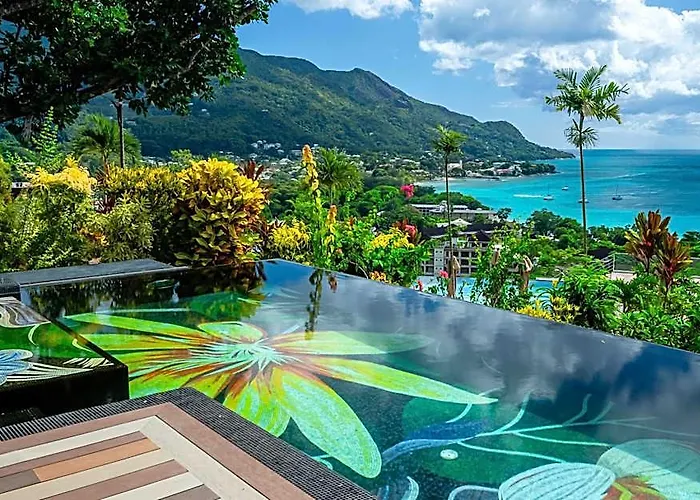 Gardens Hill Resort & Spa