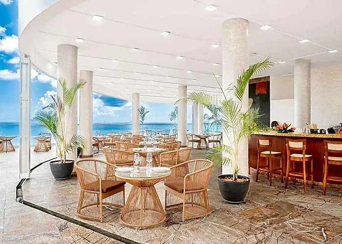 Gardens Hill Resort & Spa