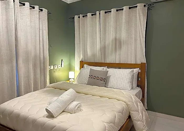 Escape To Hvillage,