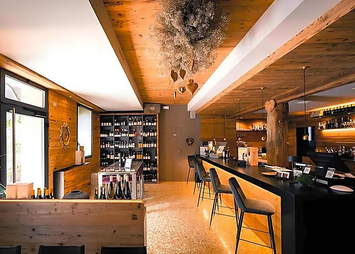 Hotel Enoteca Miramonti