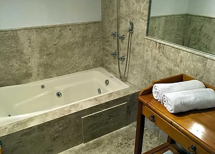 Farina Park Hotel
