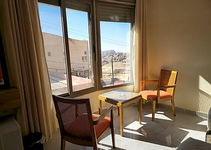 Summit Hotel