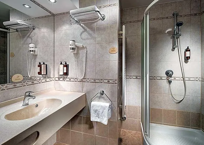 Pinia Hotel & Resort