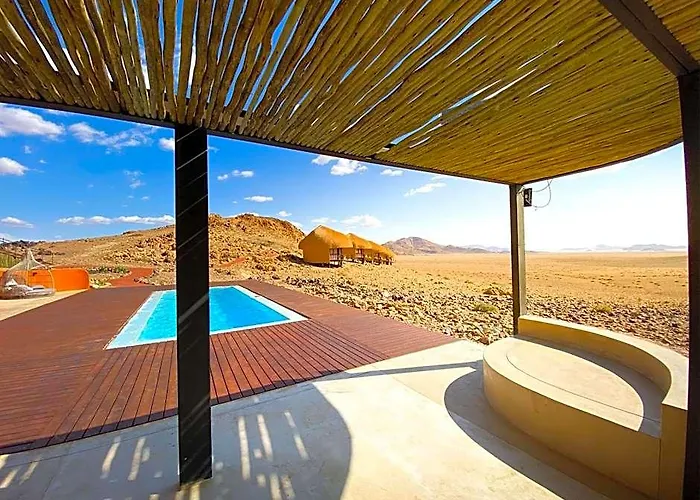Desert Hills Lodge