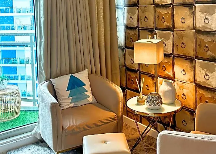 Azure North Pampanga - Graywood Hideaway