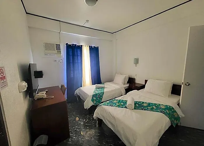Sunvilla Beachfront Hotel