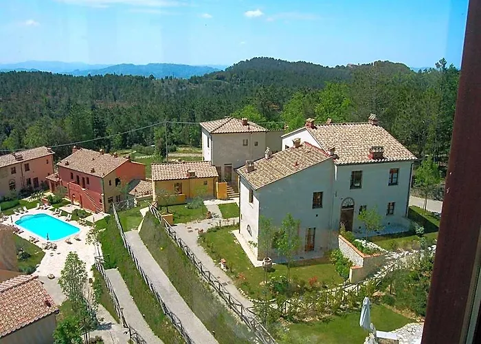 Pretty Apartment Near San Gimignano
