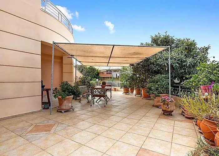 Sofie'S Garden View Apartment