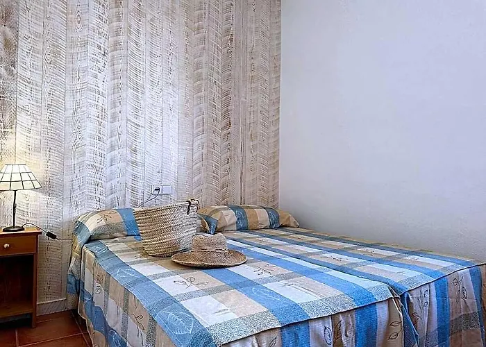 Roca Fornells, Comodo Apartamento F105