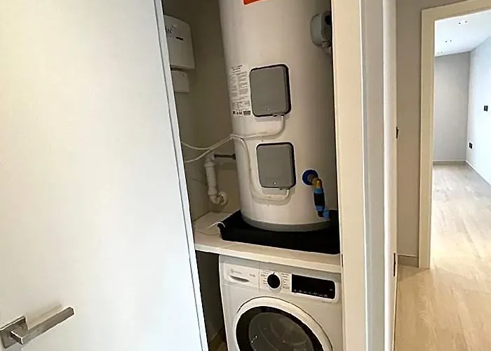 Marina Club Luxury Apartment