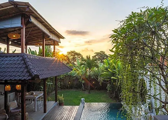 Villa Innerbloom Spacious 2 Bedroom With Large Pool & Garden