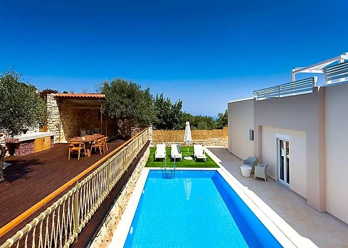Villa Excesio - With Private Pool