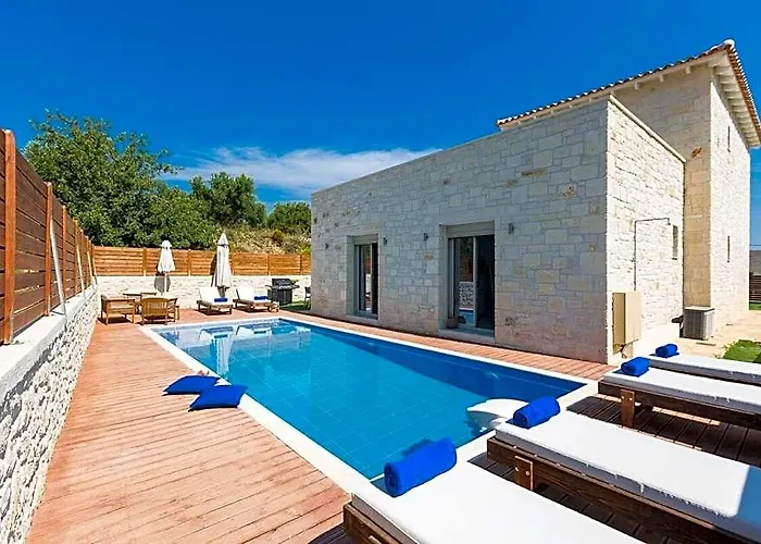 Villa Vera - With Private Pool & Jacuzzi