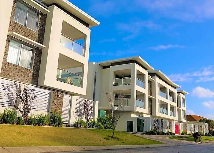 Yaran Suites