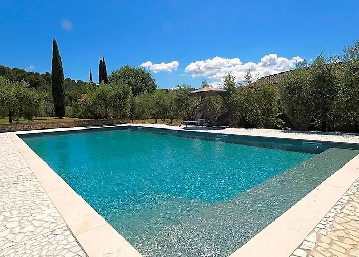 Scappo In Umbria, Casale Fasulo