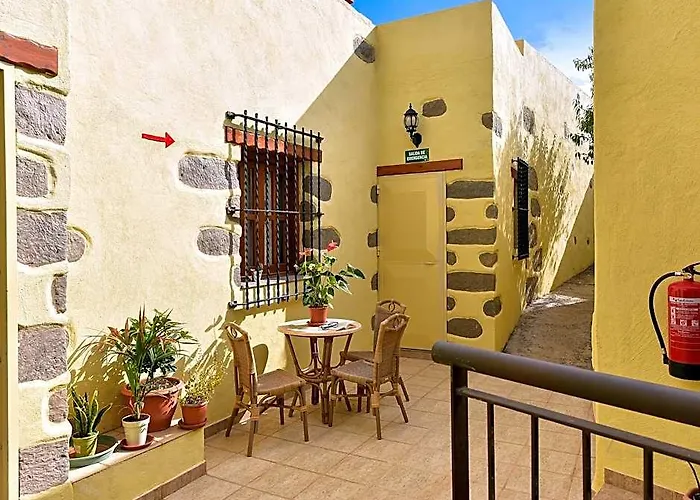 Holiday Home In Ingenio With Private Pool