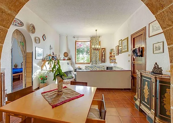 Villa In Partinico Near The Beach