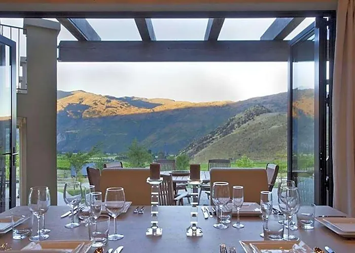 Gibbston House Boutique B&B