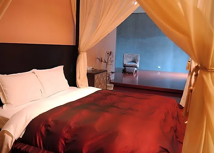 Hiye Fashion Motel