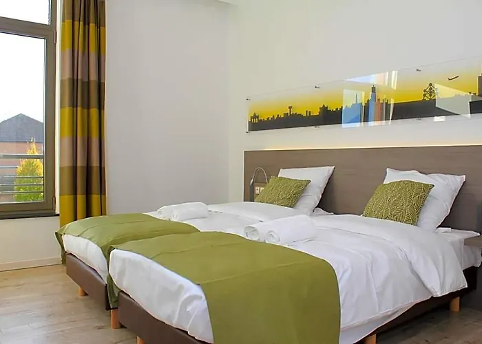 Mondo Hotel