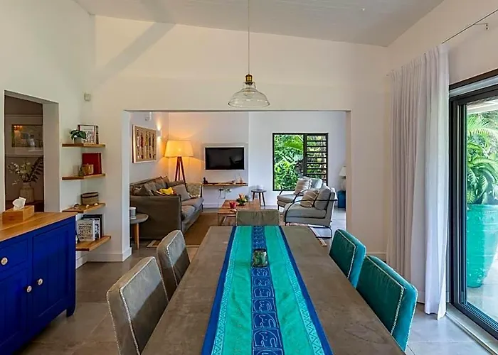 Charming 3-Bedroom Villa With Pool In Grand Baie