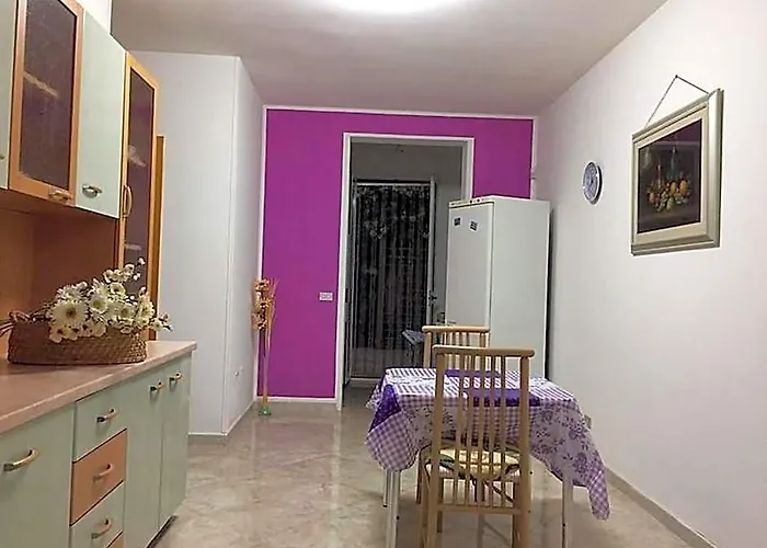 Charming Home On The Beach With Spacious Terraces Garden Pets Allowed