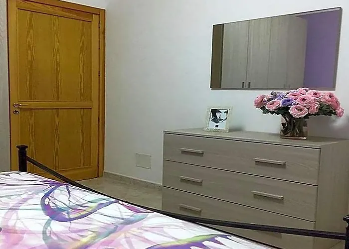 Charming Home On The Beach With Spacious Terraces Garden Pets Allowed