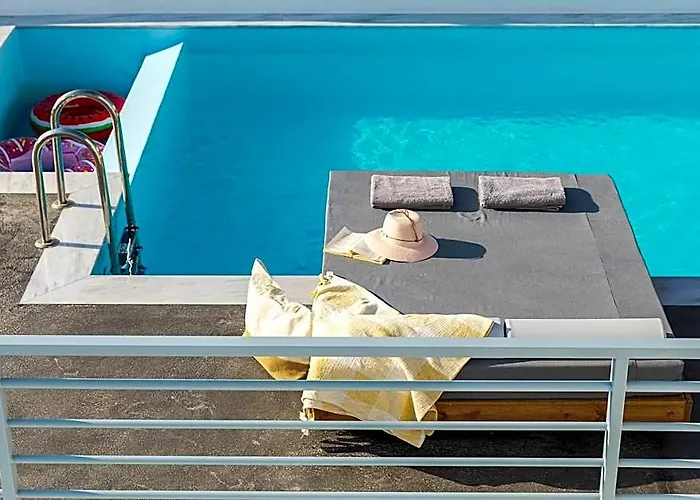 Blackstone Luxury Suites