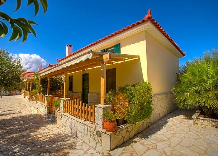 Foufas Houses