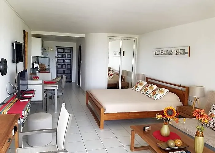 Orient Bay Beach Studio