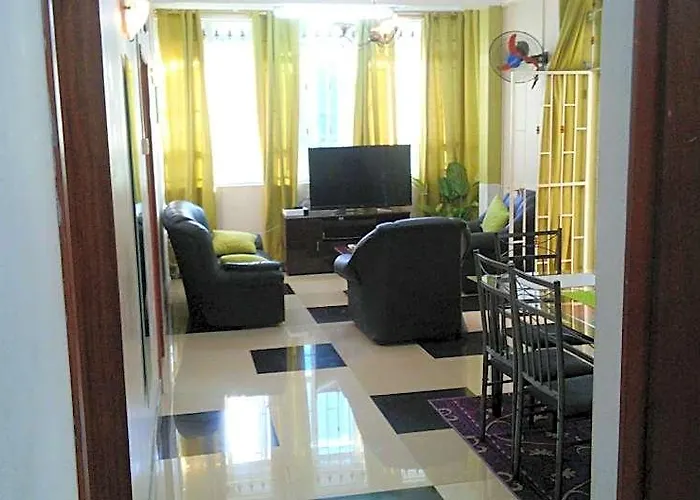 Champs De Mars Apartment