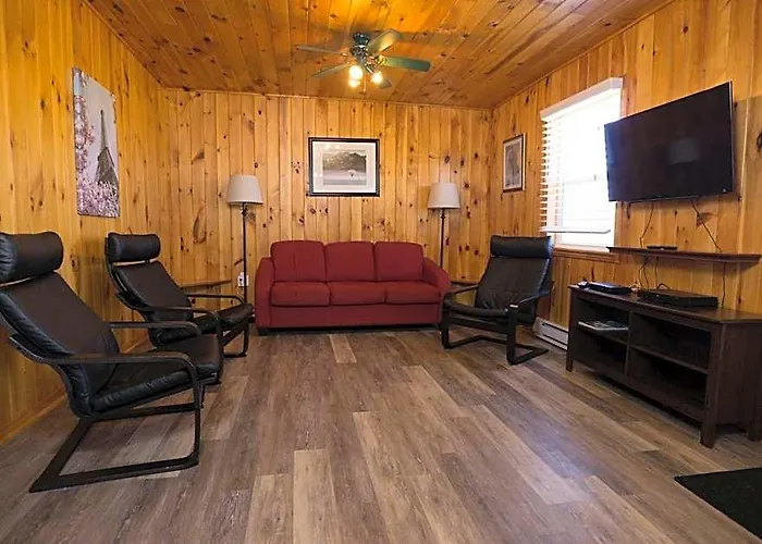 North Rustico Motel & Cottages