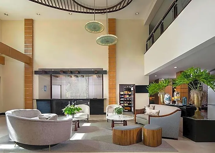 Hodelpa Garden Court