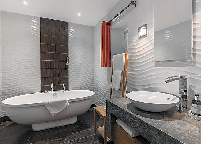 Logis Hotel Kastell Dinec'H