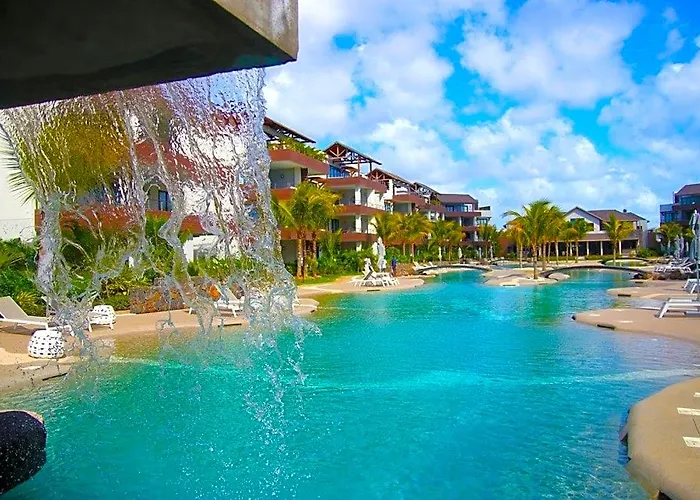 Choisy Les Bains Apartments With Lagoon Pool By Lov Mauritius
