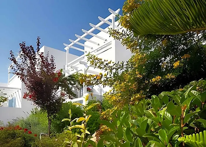 Perigiali Hotel Studios & Apartments