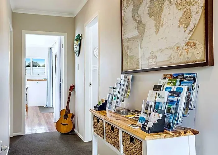 Kiwi House Waiheke