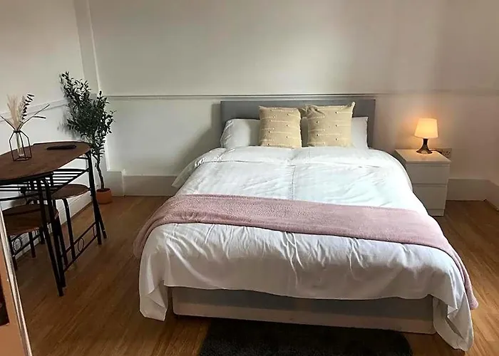 Sanderson Hall En-Suite Rooms