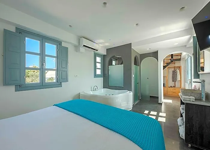 Blackstone Luxury Suites