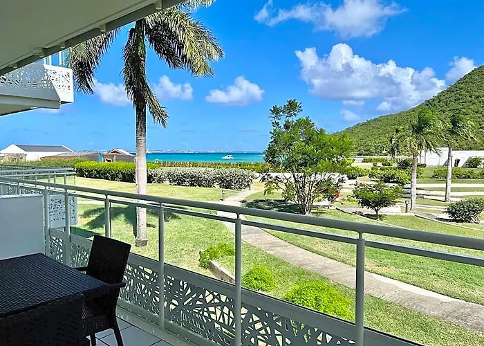 Le Domaine Anse Marcel Beach Resort