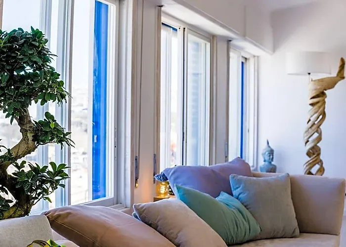 Sandhi House - Yoga & Wellness