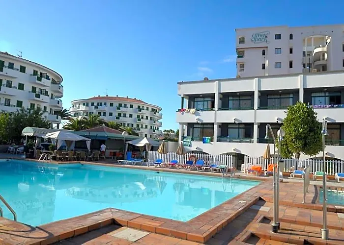 Apartamentos Green Park