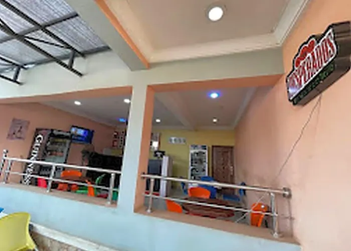 Eleventh House Hotel And Suites