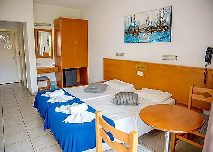 Cornelia Hotel