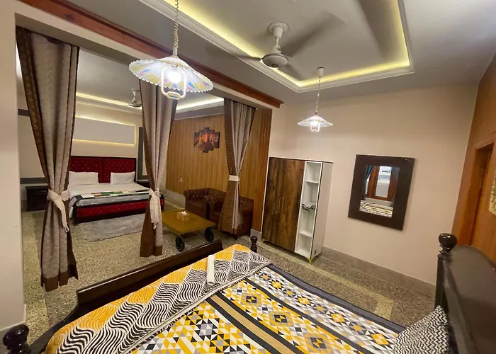 Republika Central Hotel & Resort