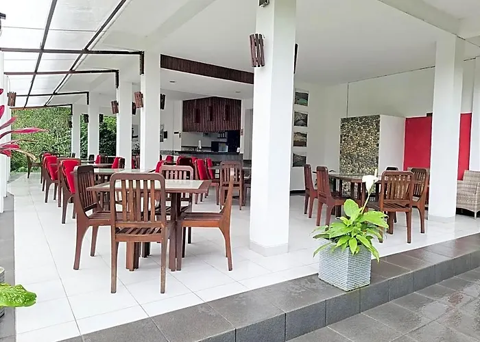 Kelimutu Crater Lakes Eco Lodge