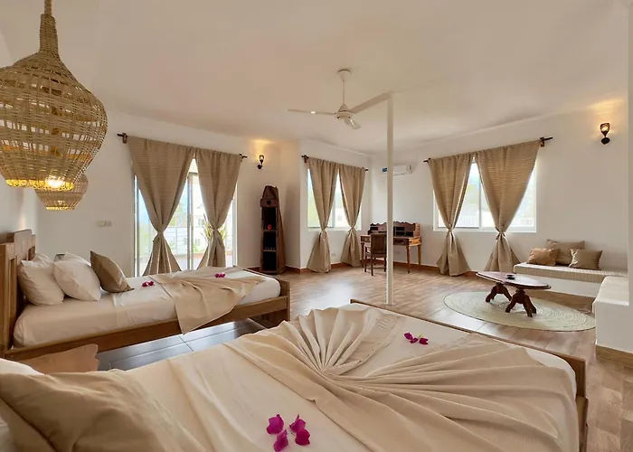 Shirley Boutique Hotel