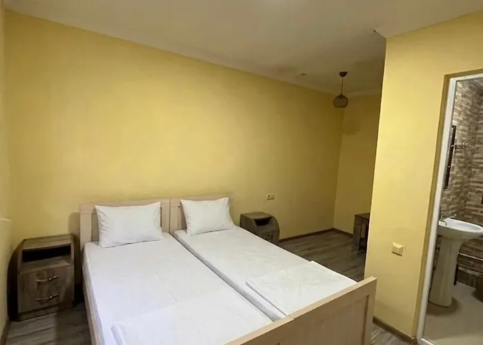 Green Guesthouse